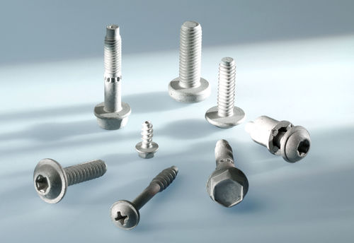 についての最新の会社ニュース Dacrometの解決の特性は何ですか。