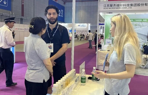 最新の企業ブログについて 初日のハイライト | Junhe Technology、SNEC 2026 Shanghai PV Expoでデビュー